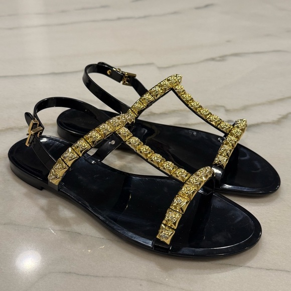 Stuart Weitzman Shoes - Stuart Weitzman Jelly Sandals Size 8 Black Gold Embellishments